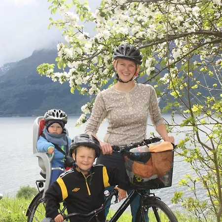 Graaten In Hardangerfjord *